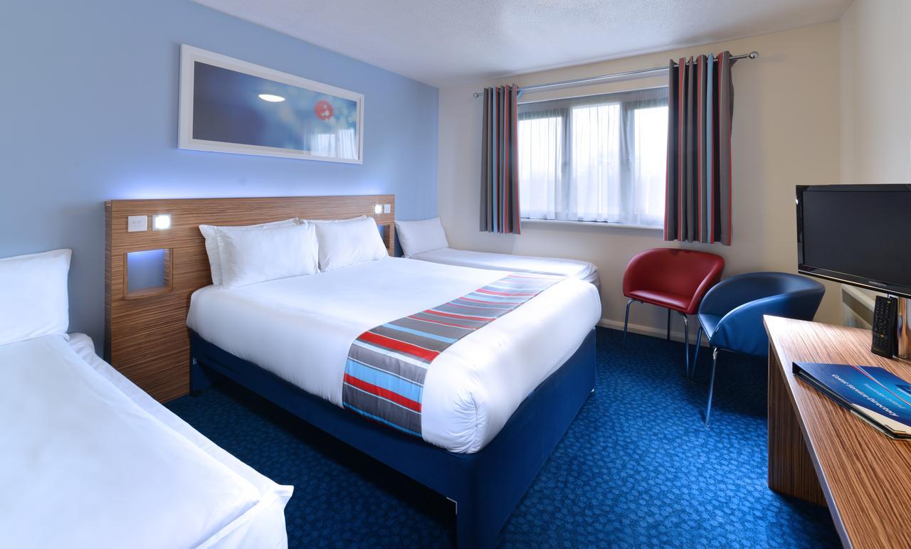 Travelodge Limerick Junction Exteriér fotografie
